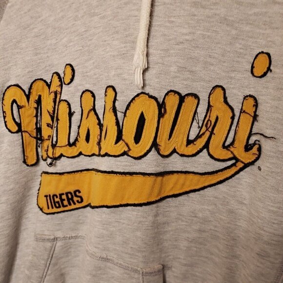 Banner 47 Mens Grey Distressed University Of Missouri Hooded Pullover Sweatshirt - Picture 3 of 7